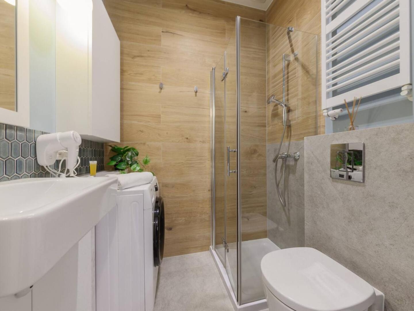 Canary Corner Studio City Centre Warsaw Luaran gambar